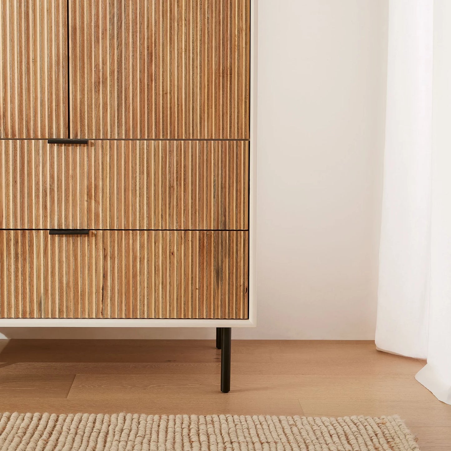 Daria Wardrobe by Woodshilp