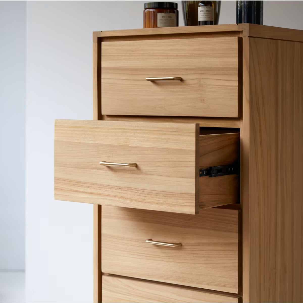 Kort Small chest of drawers in solid teak by Woodshilp